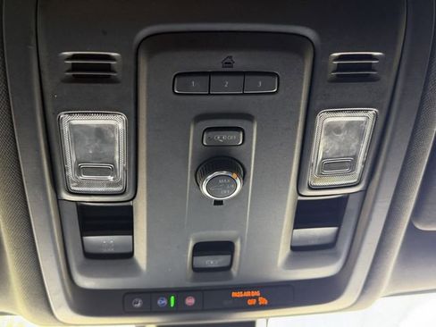 Used 2022 Chevrolet Tahoe RST AWD/4WD image 10