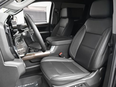Used 2024 Chevrolet Silverado 1500 RST w/ Convenience Package II AWD/4WD image 19