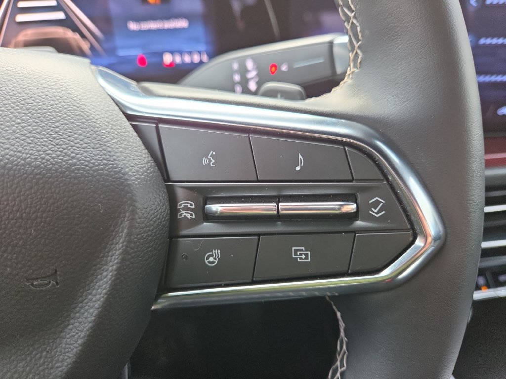 Used 2026 Chevrolet Traverse Z71 w/ Enhanced Driving Package AWD/4WD image 19