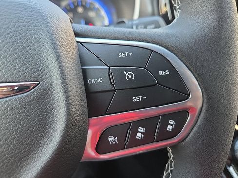 New 2026 Chrysler Pacifica Select image 19