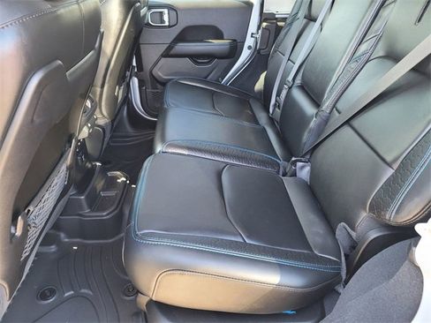 Used 2024 Jeep Wrangler High Altitude image 12