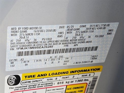 Certified 2025 Ford Expedition Max Platinum image 30