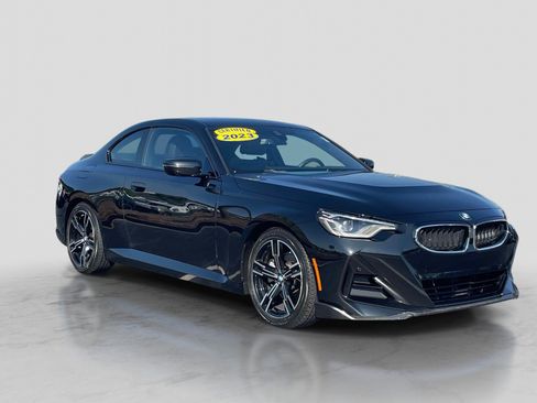 Used 2023 BMW 230i Coupe w/ M Sport Package RWD image 1