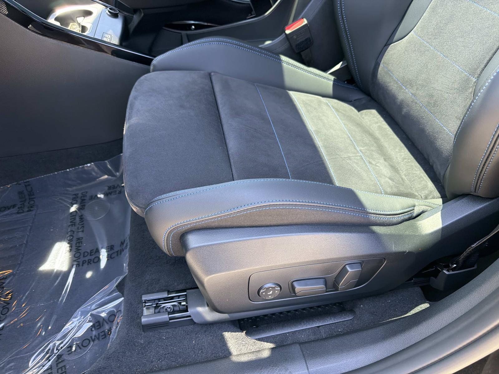 New 2026 BMW X2 M35i w/ Technology Package AWD/4WD image 16