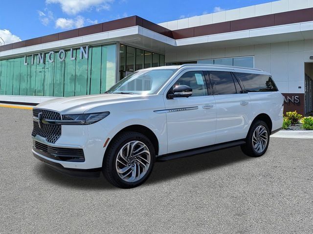 New 2026 Lincoln Navigator L Premier AWD/4WD image 8