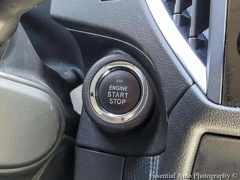 Used 2024 Subaru Forester Premium AWD/4WD image 18