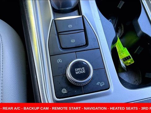 Used 2021 Ford Explorer XLT w/ Equipment Group 202A AWD/4WD image 15