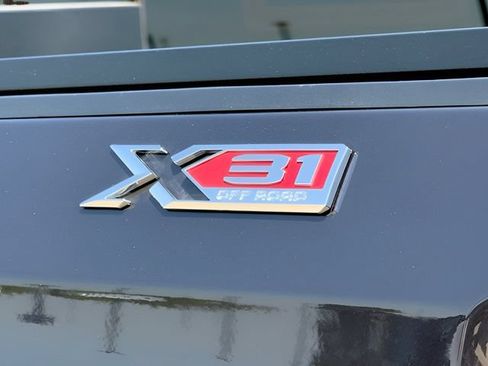 Used 2025 GMC Sierra 1500 SLT w/ SLT Premium Plus Package AWD/4WD image 12