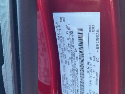 Used 2018 Ford Escape SE w/ SE Sync 3 Package image 6