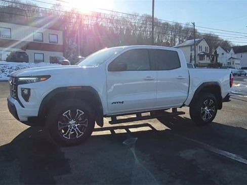 Used 2025 GMC Canyon AT4 w/ Technology Plus Package image 6