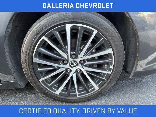 Used 2024 Lexus ES 300h w/ Premium Package FWD image 4