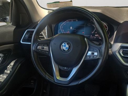 Used 2019 BMW 330i xDrive Sedan AWD/4WD image 18