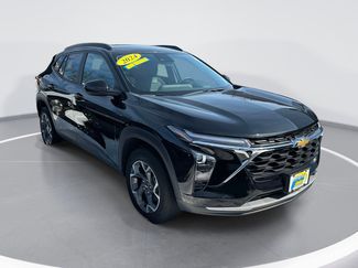 Used 2024 Chevrolet Trax LT w/ Driver Confidence Package video 1