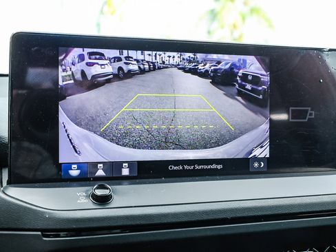 Used 2023 Honda Accord Sport image 32