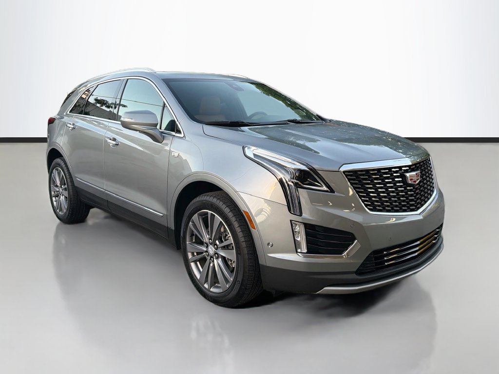 Used 2024 Cadillac XT5 Premium Luxury w/ Technology Package FWD image 1