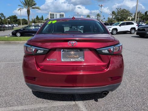 Used 2019 Toyota Yaris LE FWD image 5
