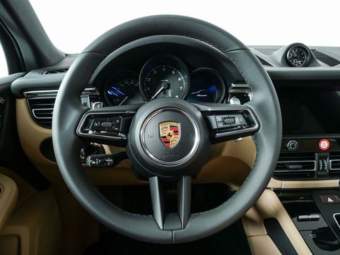 Certified 2026 Porsche Macan Turbo AWD/4WD image 9
