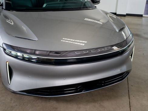 Used 2024 Lucid Air Pure RWD image 5