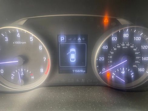 Used 2018 Hyundai Elantra SEL FWD image 9