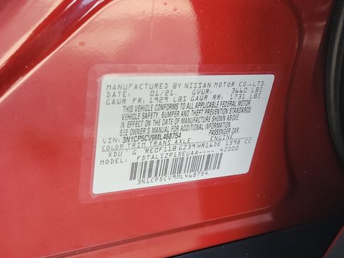 Certified 2021 Nissan Kicks SV FWD image 30