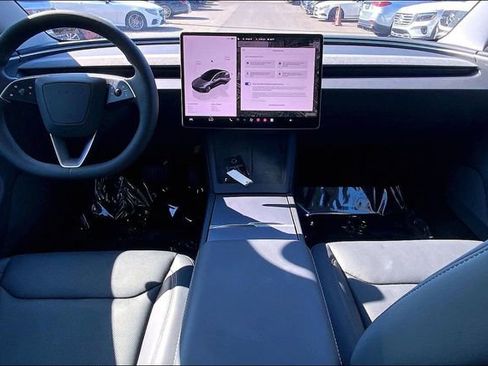 Used 2025 Tesla Model 3 Long Range RWD image 11