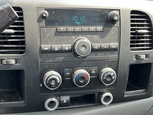 Used 2011 Chevrolet Silverado 1500 W/T RWD image 19