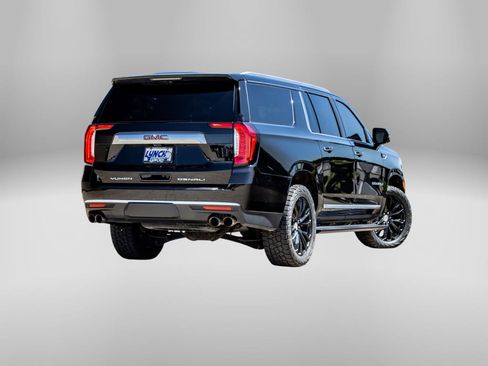 Used 2021 GMC Yukon XL Denali w/ Denali Ultimate Package AWD/4WD image 9