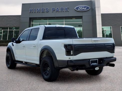 Used 2017 Ford F150 Raptor w/ Equipment Group 802A Luxury AWD/4WD image 5