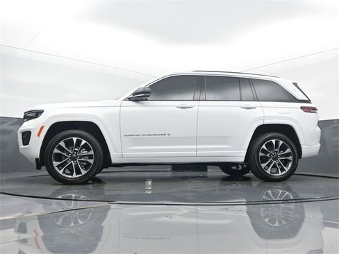 New 2025 Jeep Grand Cherokee Overland w/ Adv Protech Group III image 47