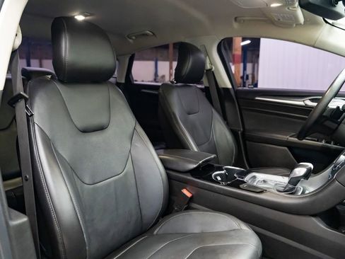 Used 2014 Ford Fusion Titanium image 28