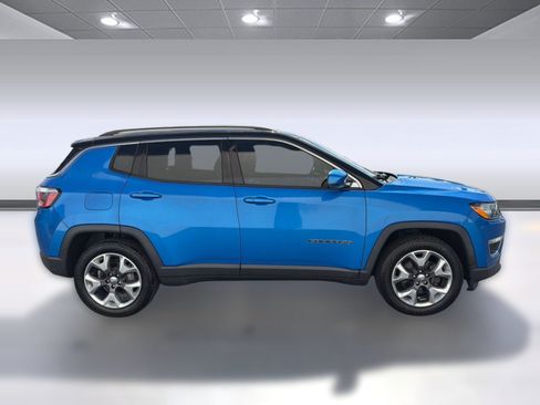 Used 2018 Jeep Compass Limited FWD image 8