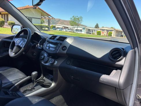 Used 2009 Toyota RAV4 Sport FWD image 12