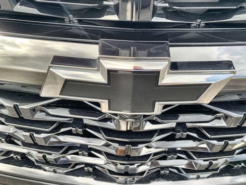 Certified 2025 Chevrolet Traverse Z71 AWD/4WD image 30