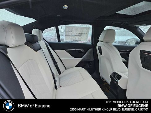 New 2026 BMW 530i xDrive w/ Premium Package AWD/4WD image 15