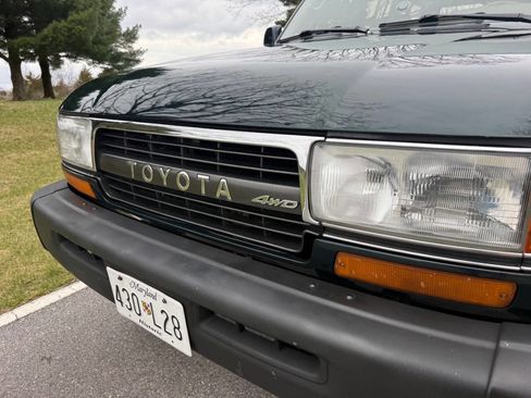 Used 1996 Toyota Land Cruiser image 24