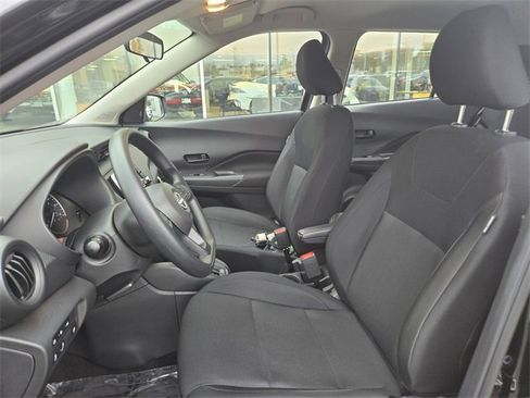 Used 2024 Nissan Kicks S image 22