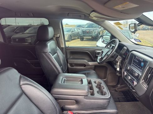Used 2018 Chevrolet Silverado 1500 LT w/ LT Eassist Package image 13