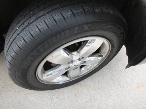 Used 2011 Ford Escape Limited w/ 302A Rapid Spec Order Code AWD/4WD image 22