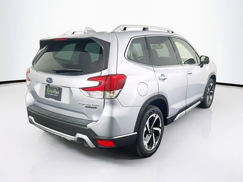 Used 2023 Subaru Forester Touring AWD/4WD image 9