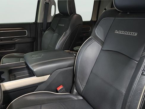 Used 2024 RAM 3500 Laramie image 16
