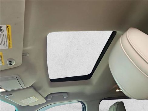Used 2018 Ford Explorer Platinum AWD/4WD image 16