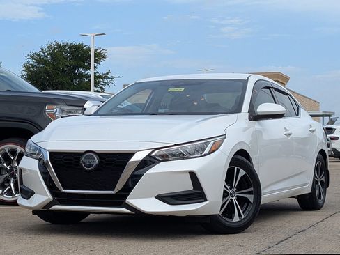 Used 2021 Nissan Sentra SV w/ Trunk Package FWD image 2