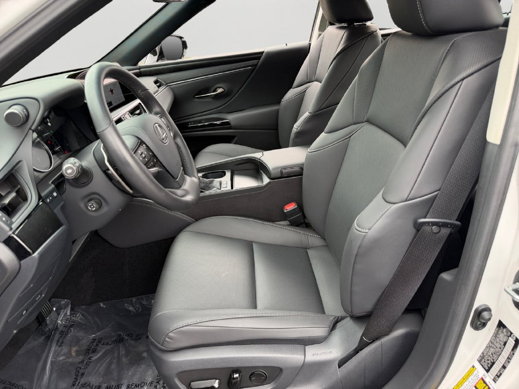 Certified 2025 Lexus ES 300h w/ Premium Package FWD image 15