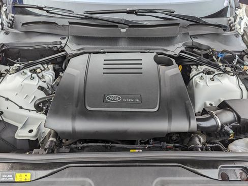 Used 2023 Land Rover Discovery S R-Dynamic image 46