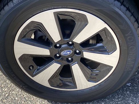 Used 2018 Subaru Forester 2.5i Limited AWD/4WD image 27