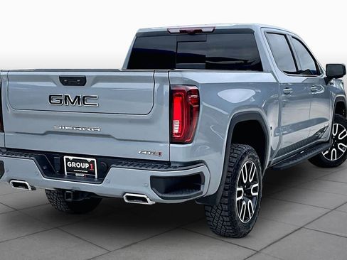 Used 2024 GMC Sierra 1500 AT4 w/ Technology Package AWD/4WD image 13