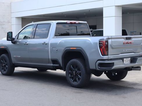 New 2026 GMC Sierra 2500 AT4 w/ AT4 Premium Plus Package AWD/4WD image 6