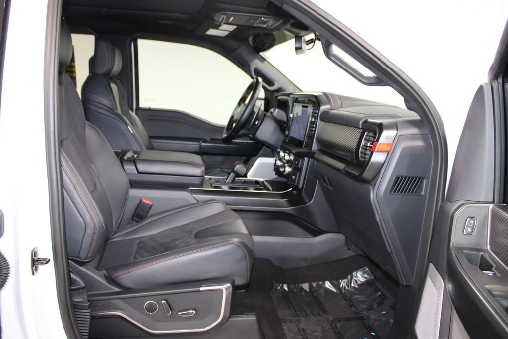 Used 2025 Ford F150 Raptor AWD/4WD image 30