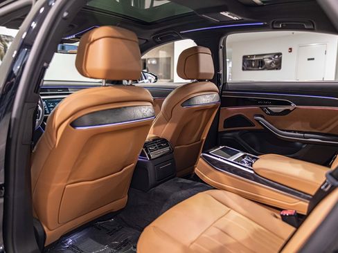 Used 2024 Audi A8 L 3.0T image 35