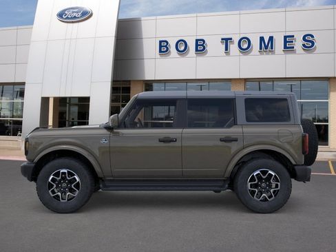 New 2026 Ford Bronco Outer Banks AWD/4WD image 3